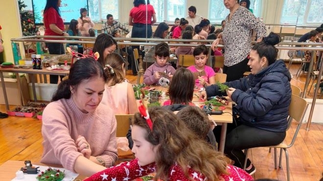 В Средно училище Иван Вазов в Мездра дадоха официален старт