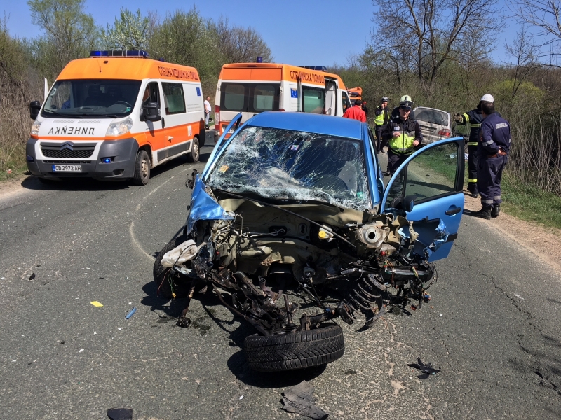 Верижна катастрофа е станала между Монтана и Видин съобщиха от