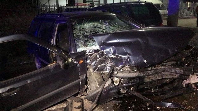 Пиян шофьор е катастрофирал в монтанското село Громшин съобщиха от