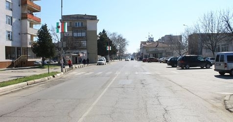 Общинска администрация предприе сериозни мерки срещу излезлите от употреба автомобили