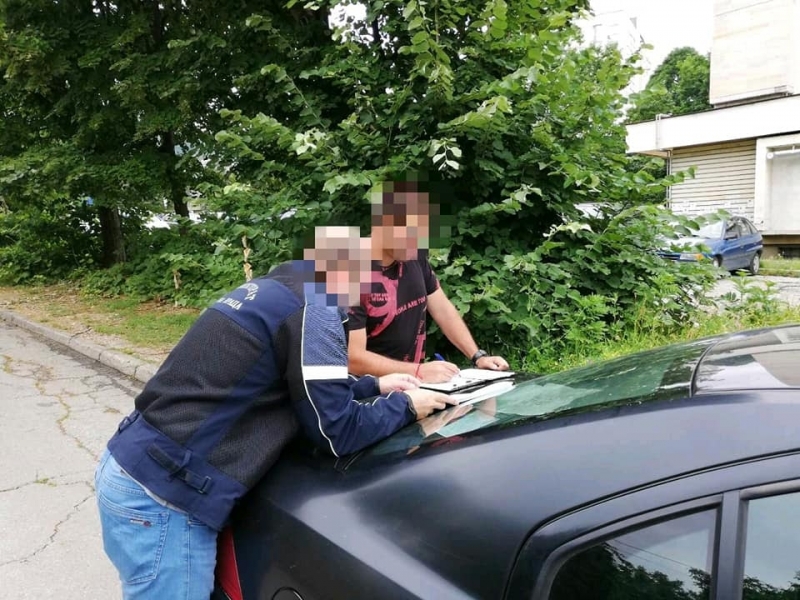 Служители на звено „Инспекторат“ към община Враца извършиха проверка в