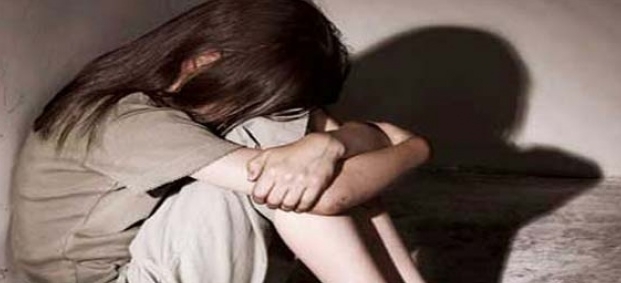 В Испания задържаха 6 български граждани за групово изнасилване на