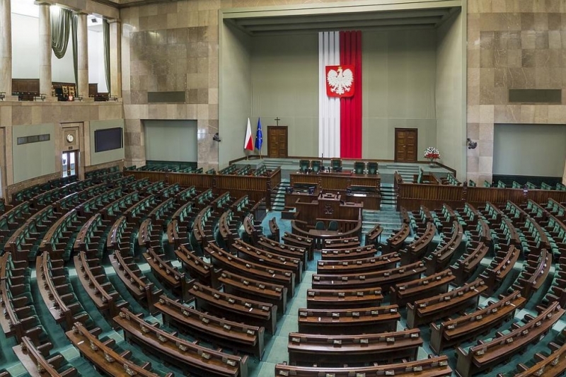 Външният министър на Полша Яцек Чапутович днес подаде оставка съобщи