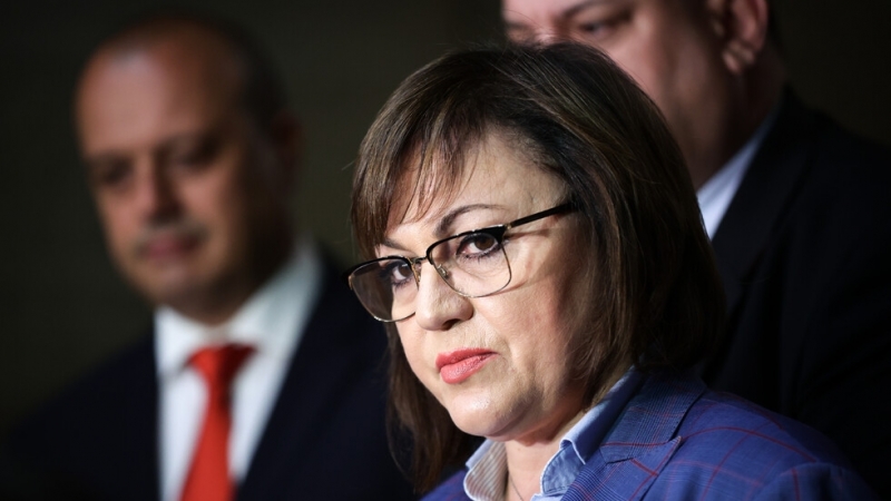 Председателят на коалиция БСП за България Корнелия Нинова изпрати покани