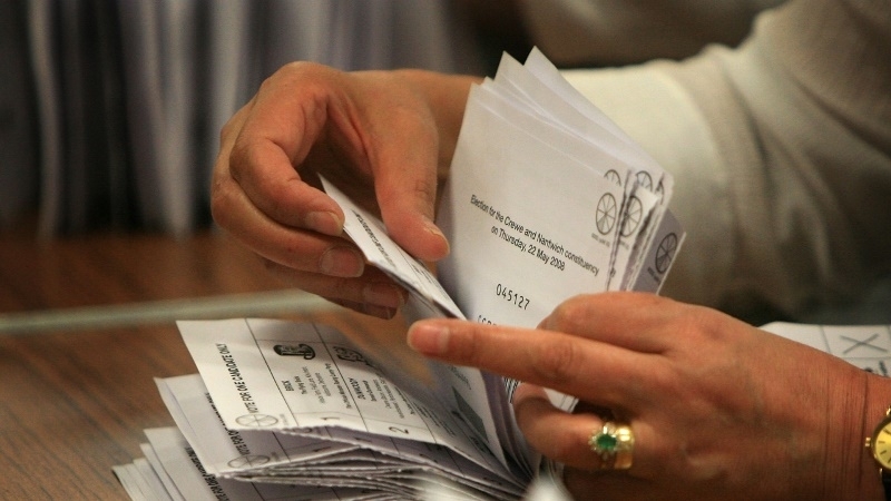 Към 12 30 часа централната избирателна комисия е готова с обработката