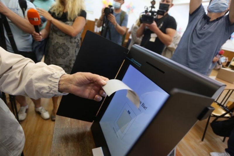 Централната избирателна комисия ЦИК отново ще работи с частната фирма