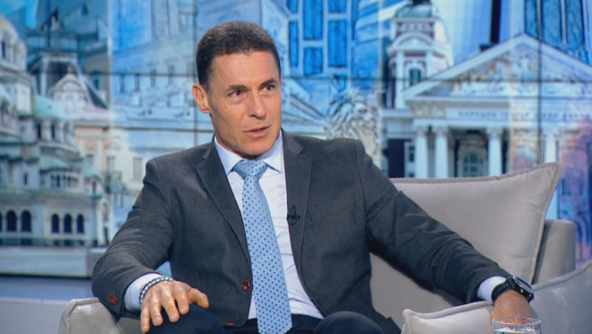 Константин Проданов: Помощи за горивата ще има при непосилни цени, но не сега