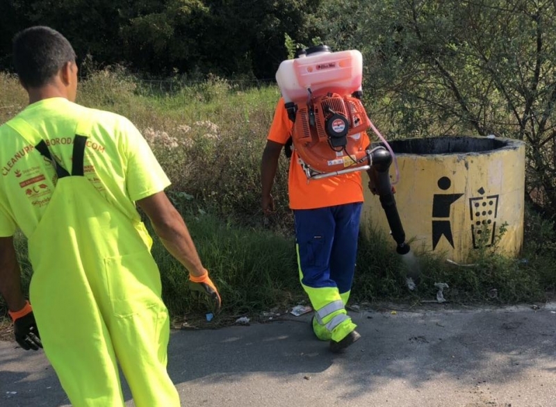 И днес продължава дезинфекцията на пътищата и отбивките за отдих