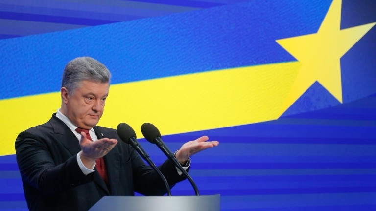 Президентът на Украйна Петро Порошенко очаква решение на въпроса за