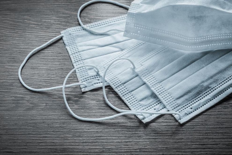 Товарен самолет достави днес в Германия 10 3 милиона предпазни маски