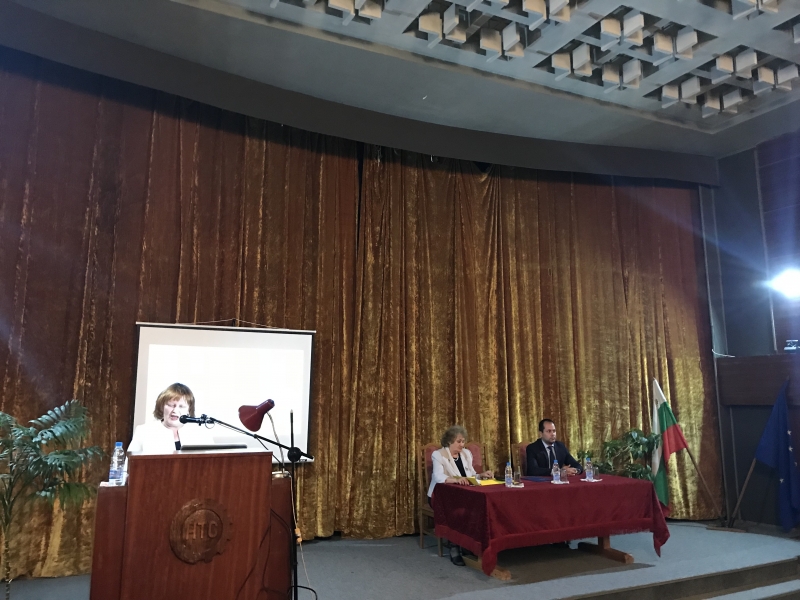 Областният управител Малина Николова откри събитието по отбелязване на 140