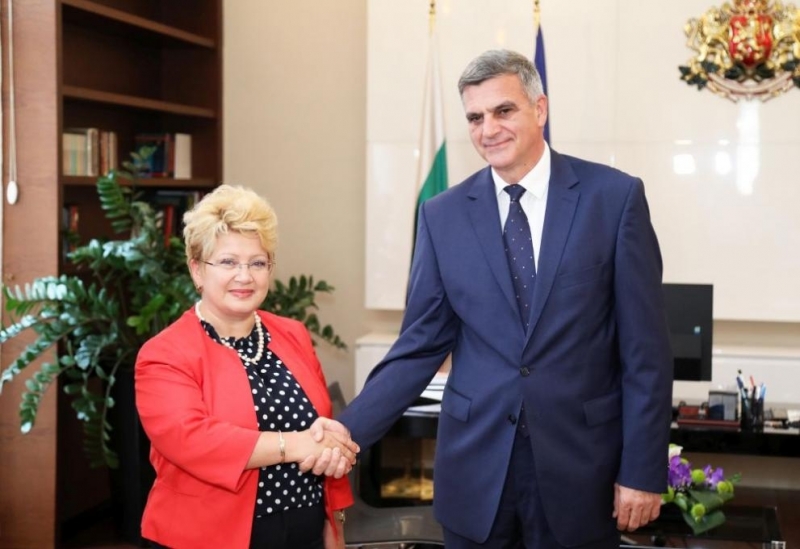 Премиерът Стефан Янев проведе среща с посланика на Румъния Бръндуша