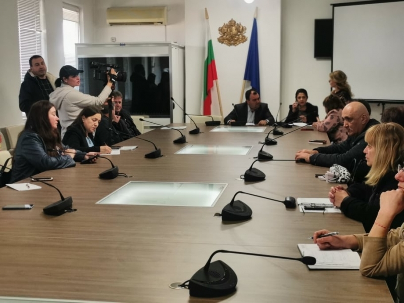 Преди броени минути на извънредно заседание на Областния щаб за