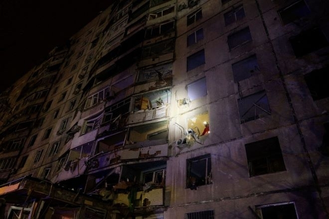 Руски удари през нощта нанесоха щети на над десет граждански
