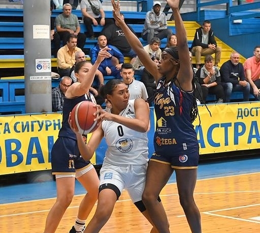 Победа и загуба записаха баскетболистките на Монтана при гостуването си