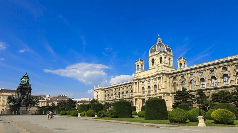 Музеите в Австрия ще могат да отворят врати в средата