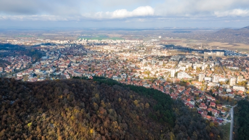 Неслучилият се ремонт на път Е 79 между София и Видин