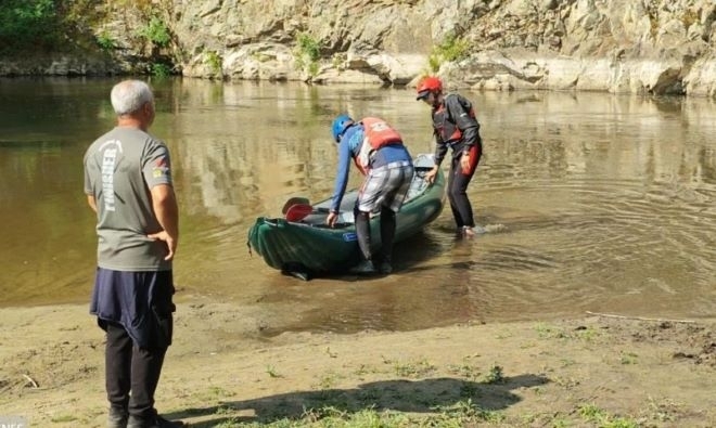 Две деца бабата и дядо им се удавиха в река