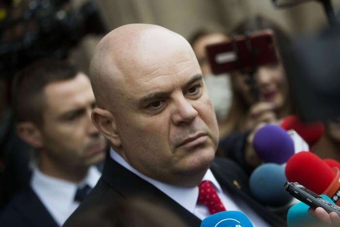 Днес преди обяд бе задържан в кв Христо Ботев участник