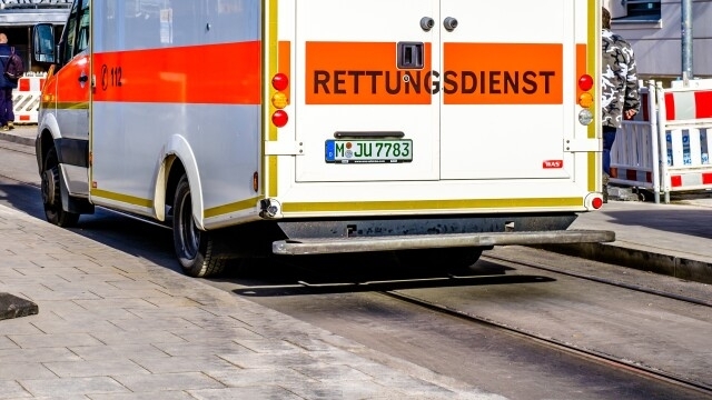 Регионален влак дерайлирал в Южна Германия в близост от швейцарската