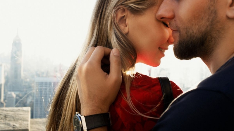 Мъжете както и жените се страхуват да направят първата крачка