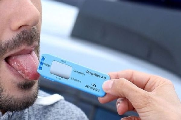 Хванаха надрусан младеж зад волана във Врачанско съобщиха от полицията Случката