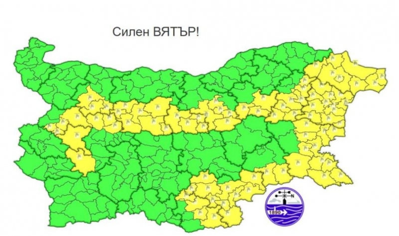 Днес ще бъде предимно облачно с превалявания от дъжд преди обяд в