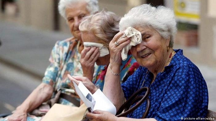 Все повече българи продължават да работят и след пенсионирането си