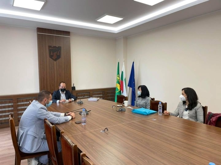 Нематериалното културно наследство Националният фолклорен фестивал Леденика и идентични прояви