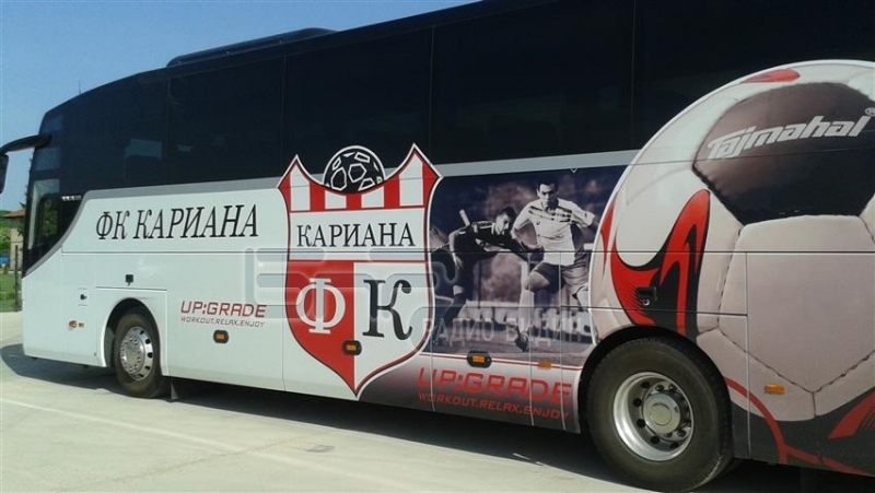 Кариана Ерден има чисто нов автобус Луксозното возило пристигна в