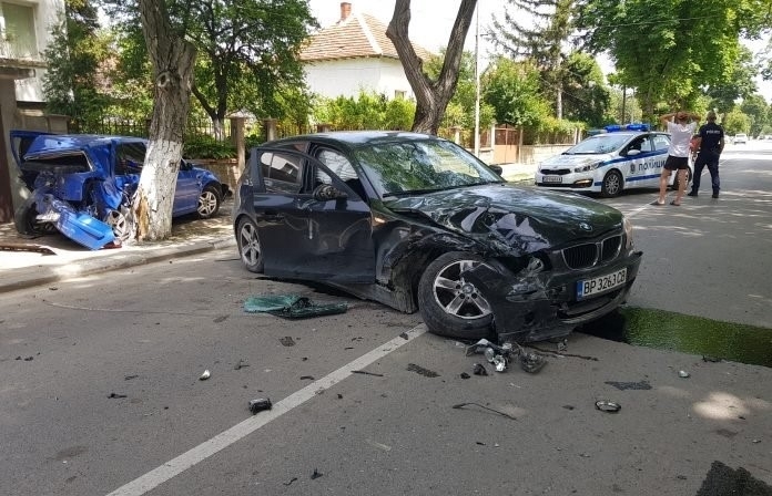 Катастрофа с БМВ е станала в Козлодуй научи агенция BulNews