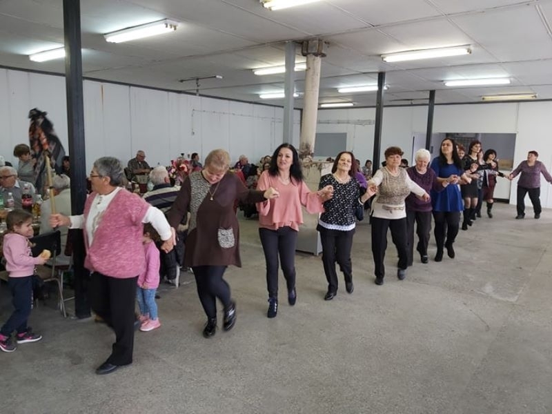 Кметът на община Борован инж Десислава Тодорова заедно с Иглика