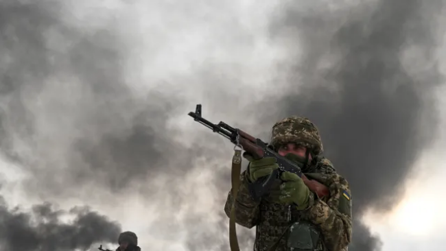 Русия увеличава финансовите стимули за военнослужещите поради острия недостиг на