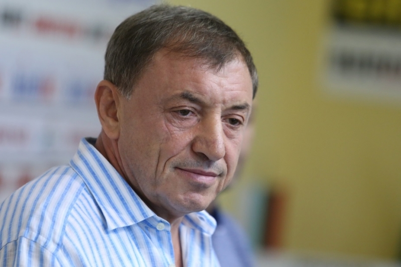 Aлексей Илиев Петров бe бизнесмен политик експерт по корпоративна сигурност