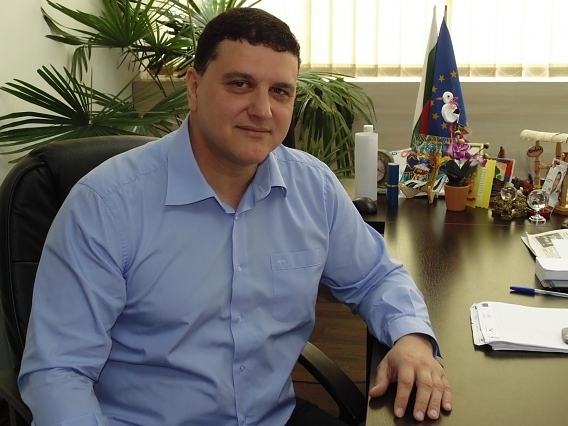 Кметът на Оряхово Росен Добрев с поздрав по случай Банго Васил