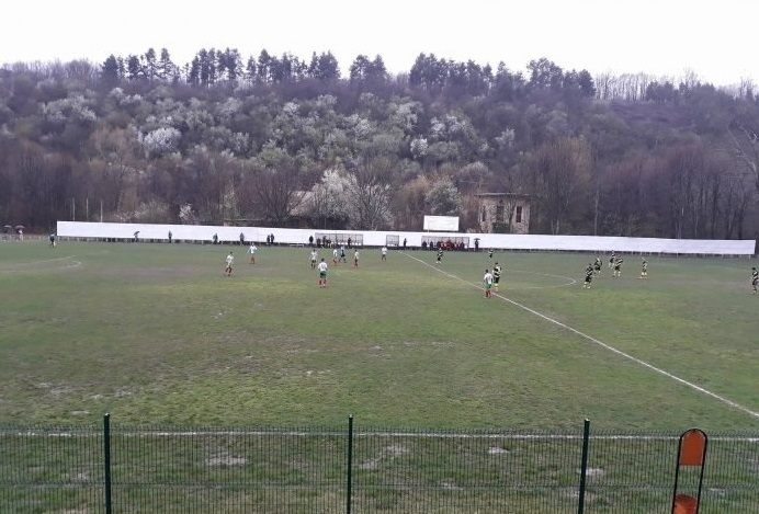 ОФК Първа Атомна завърши със загуба от 1 2 мача