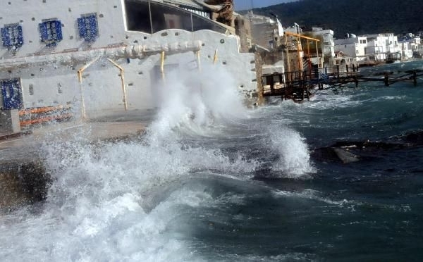 Българи се оказаха в окото на буря в турския курорт Бодрум