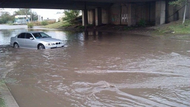 Синоптиците предупреждават за опасност от порои и наводнения в следващите