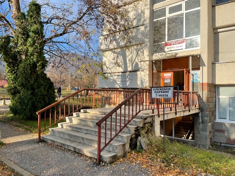 54 души се лекуват в COVID отделението на МБАЛ Христо