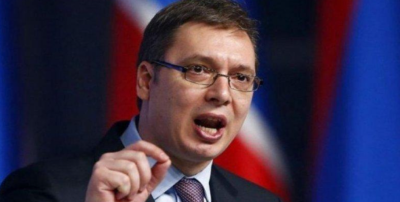 По време на бизнес посещението си в Обединените арабски емирства