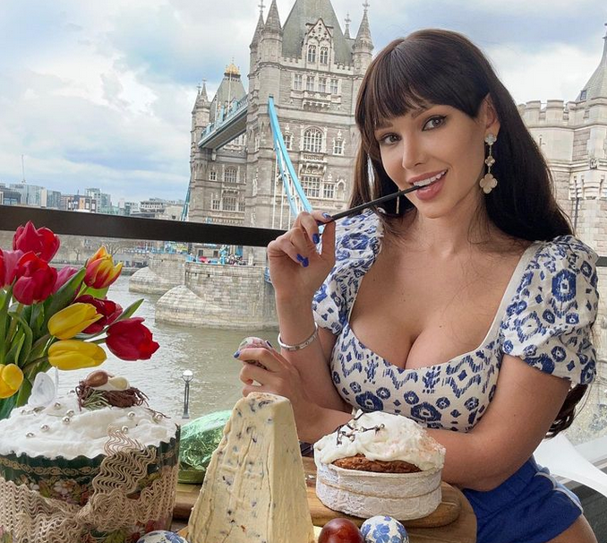 Мария Лиман е актриса модел и инфлуенсър Красавицата симпатизира на Челси А