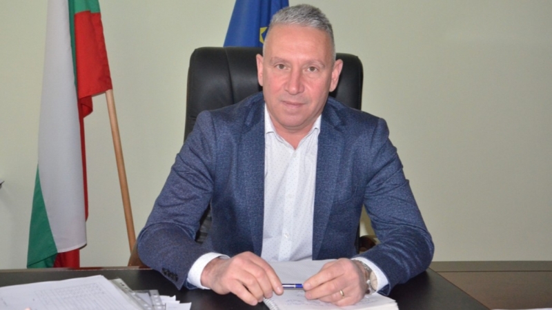 След като съсипа Белоградчик, Боян Минков тръгна да продава и общинската болница