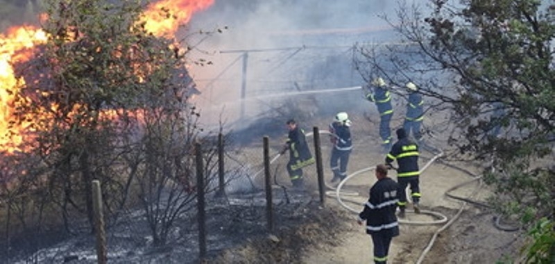 Пожар е горял в плевня в монтанското село Сливата, съобщиха