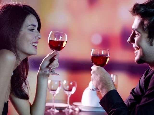 Алкохолът, който той пие, го издава верен ли е или не