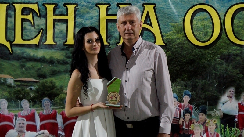 С разнообразна програма бе отбелязан празника на Оселна Жители и