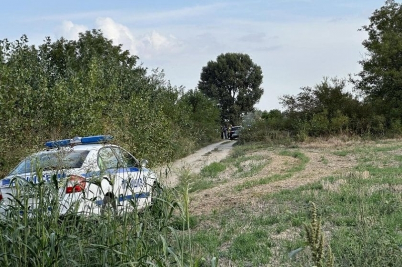 Заловиха каналджията превозвал групата сирийци в Монтанско съобщиха от МВР Случаят