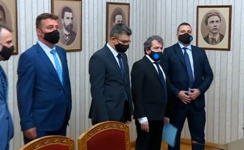 Пламен Николов е кандидатът за премиер в евентуалното бъдещо правителство на