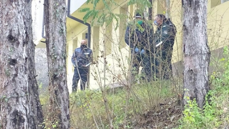 68 годишна жена с COVID 19 придружавана от двете си дъщери издъхна