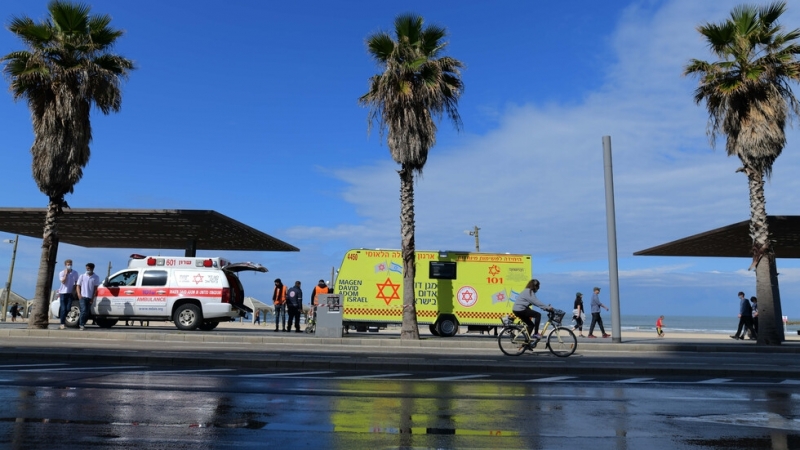 Израел облекчава мерките срещу пандемията след като проучване показа че