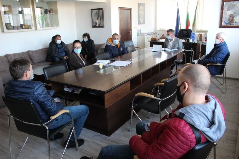 Общинският щаб за борба с грипа и острите респираторни заболявания